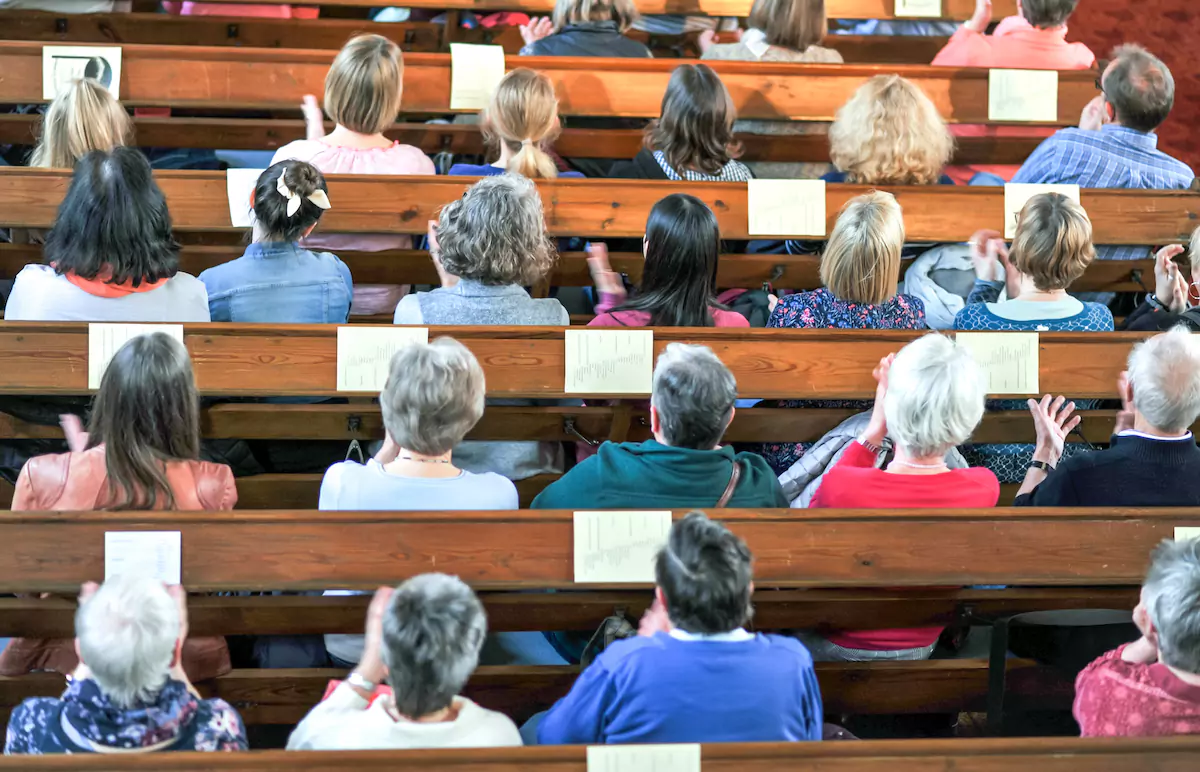 church pews filled with people